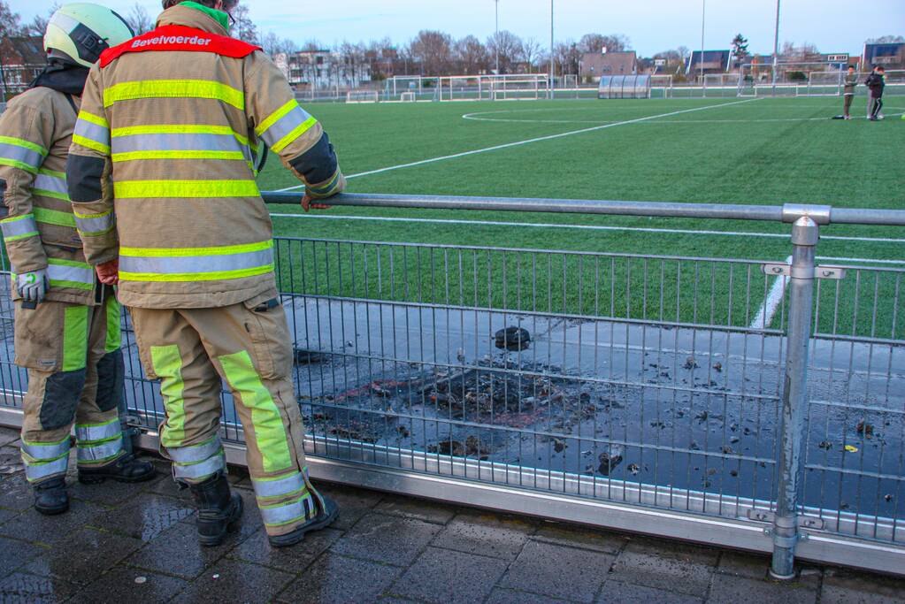 Brand op terrein voetbalvereniging