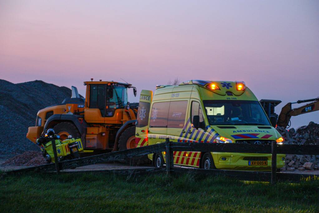 Traumahelikopter landt voor incident in woning