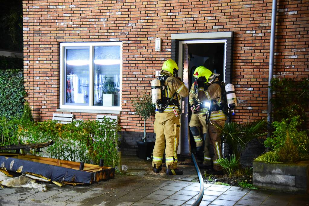 Uitslaande brand in slaapkamer