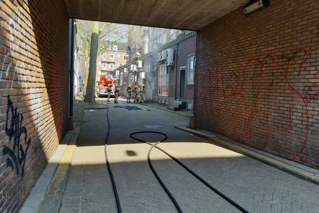 Veel rook bij uitslaande brand in restaurant