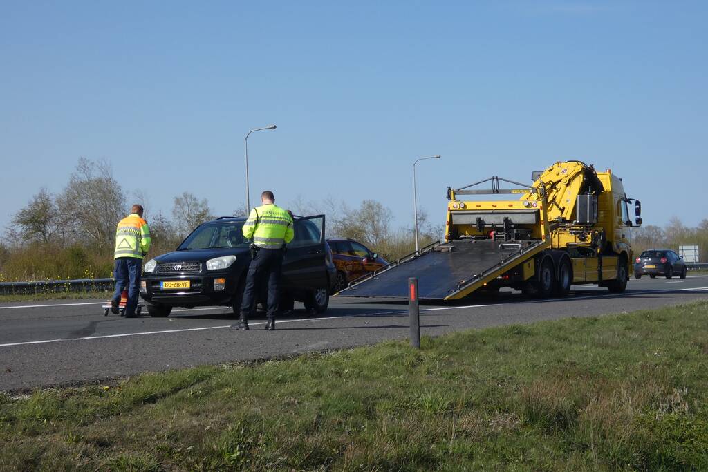 Auto verliest wiel bij ongeval