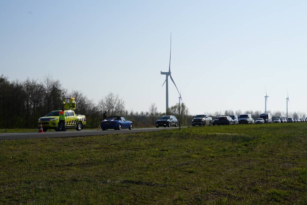 Lange file door ongeval