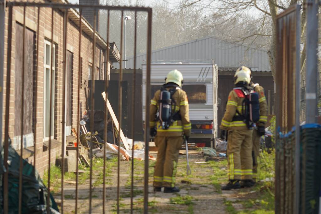 Veel rook bij brand in bedrijfspand