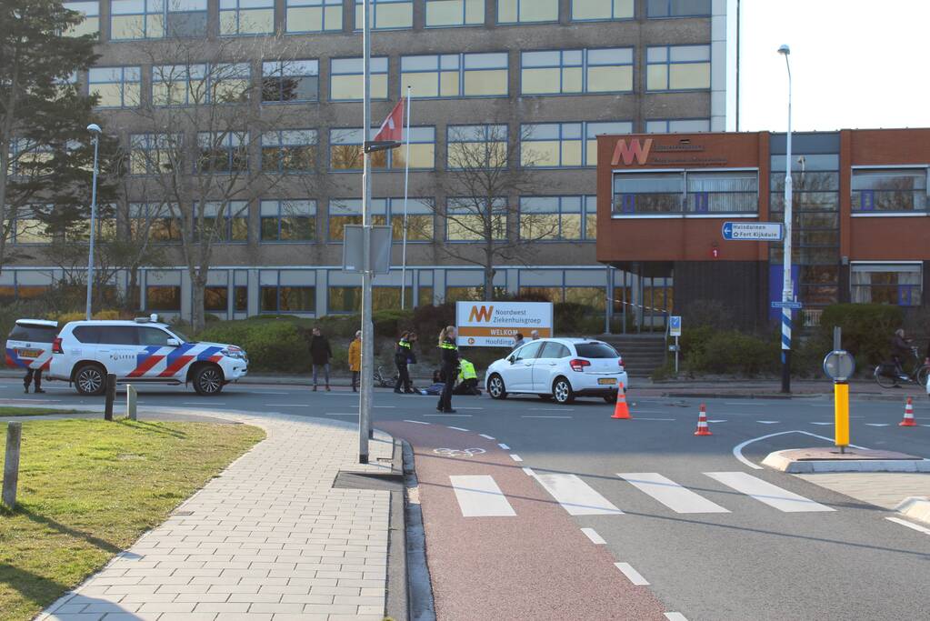 Fietser gewond bij ongeval met auto