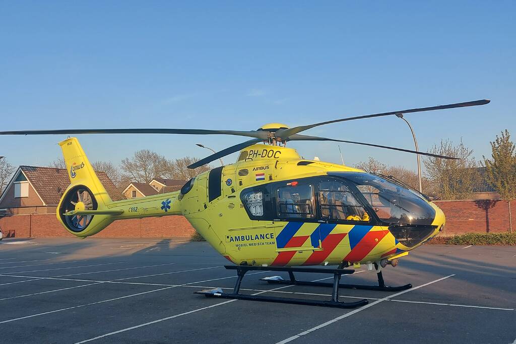Traumahelikopter ingezet voor incident in woning