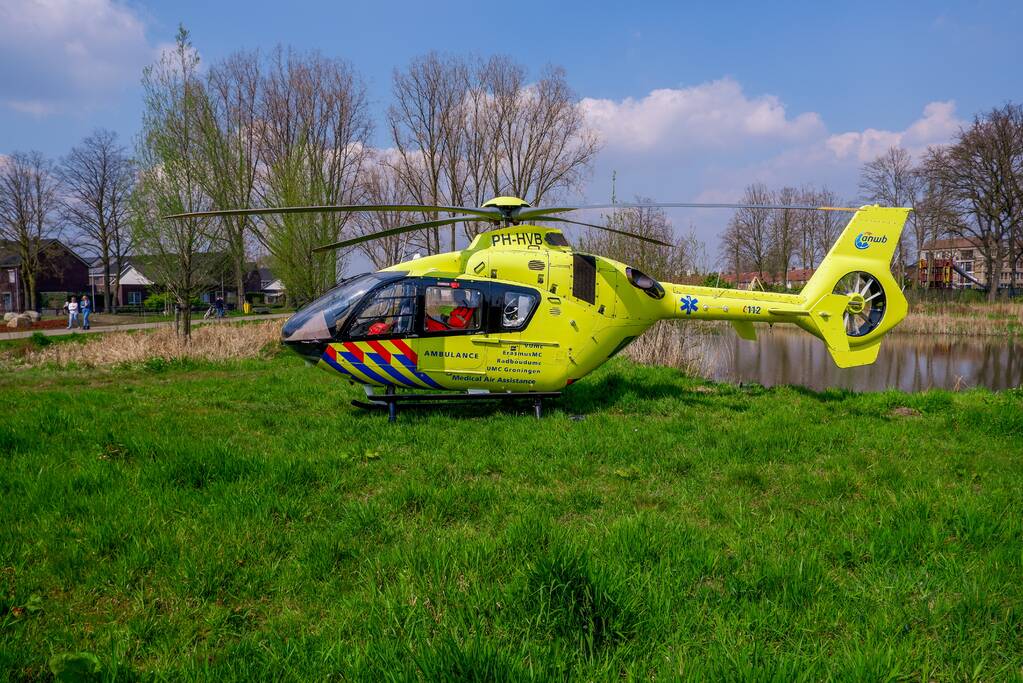 Coronapatiënt uit woning gehaald