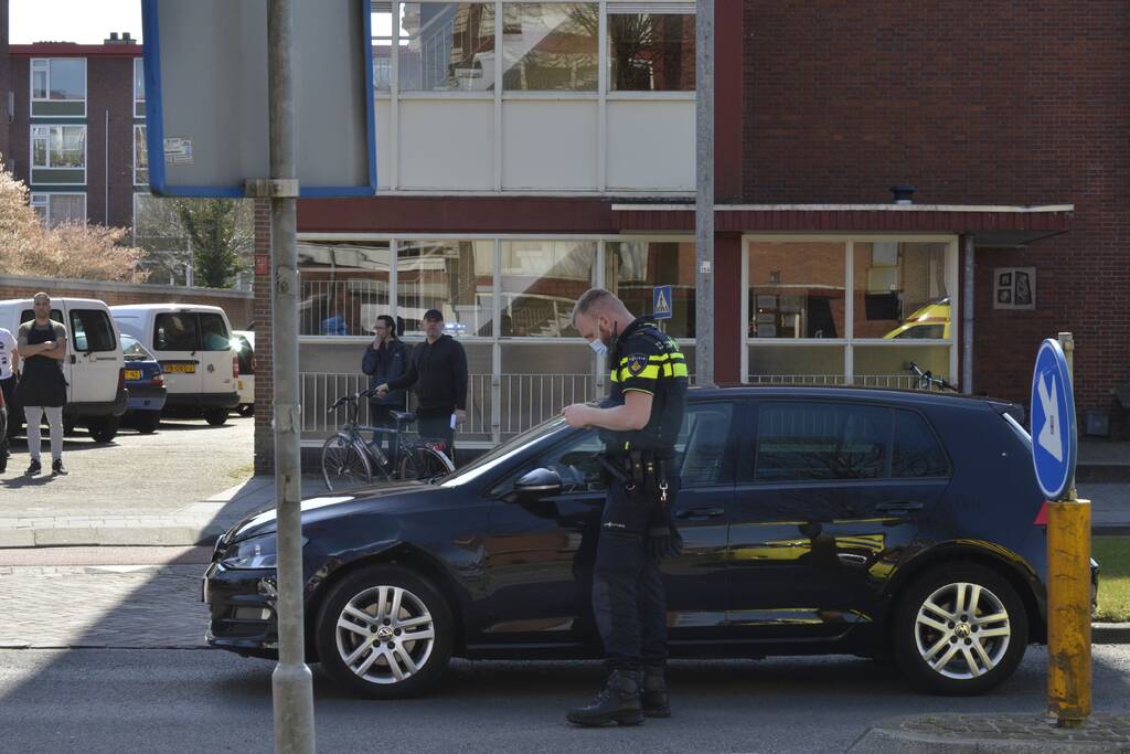 Voetganger aangereden op zebrapad