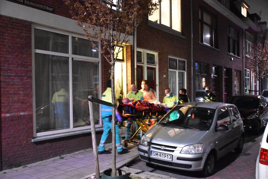 Zwaargewonde en aanhouding bij steekpartij