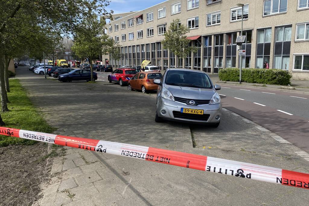 Meerdere bewoners door brand opgesloten in woningen