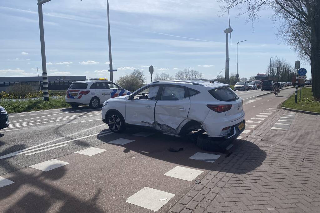 Ongeval tussen twee voertuigen