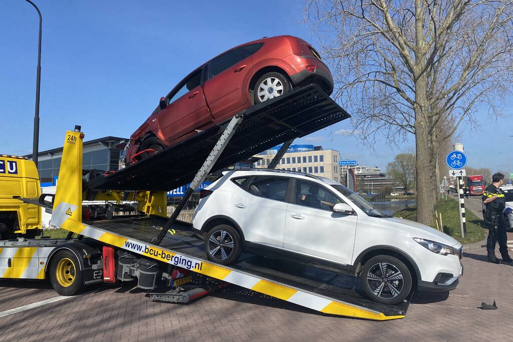 Ongeval tussen twee voertuigen