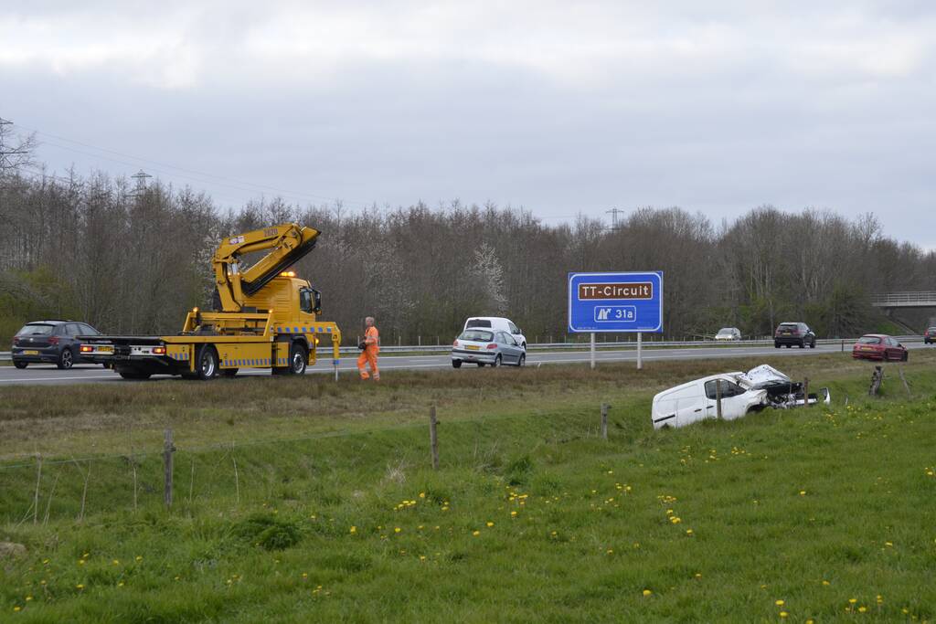 Zwaar ongeval tussen drie voertuigen