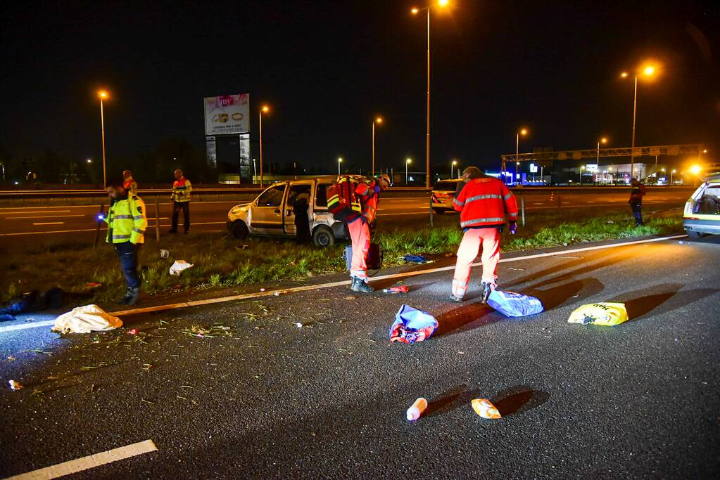 Twee gewonden achtergelaten na ernstig ongeval
