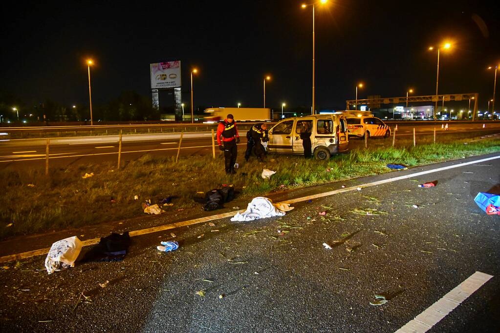 Twee gewonden achtergelaten na ernstig ongeval
