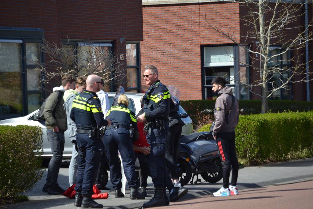 Twee scooterrijders betrokken bij ongeval