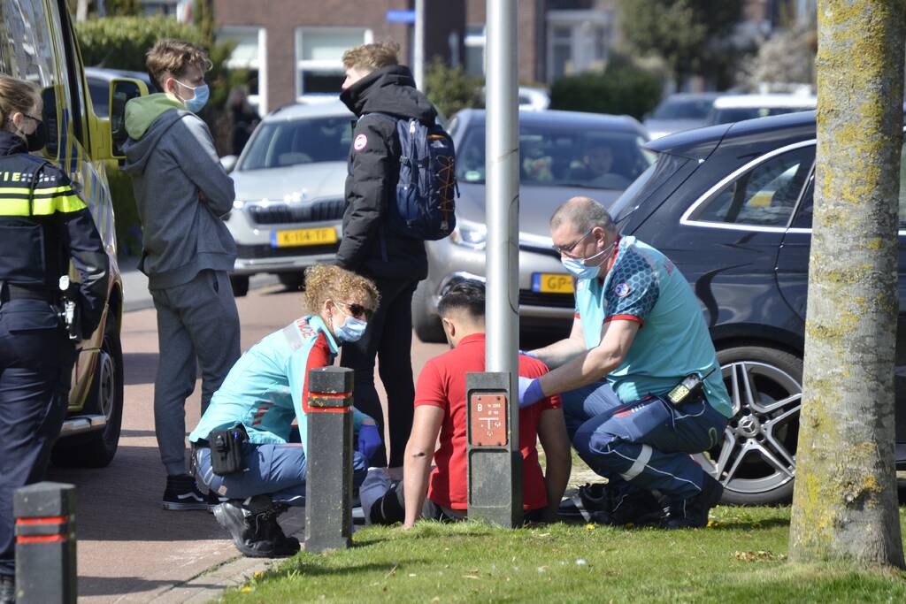 Twee scooterrijders betrokken bij ongeval