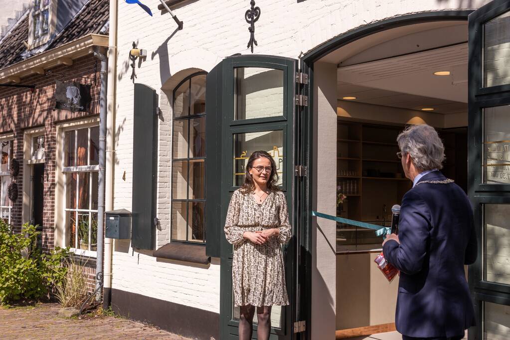 Anna's Smaakatelier van Heel Holland Bakt-winnares Anna Yilmaz officieel geopend