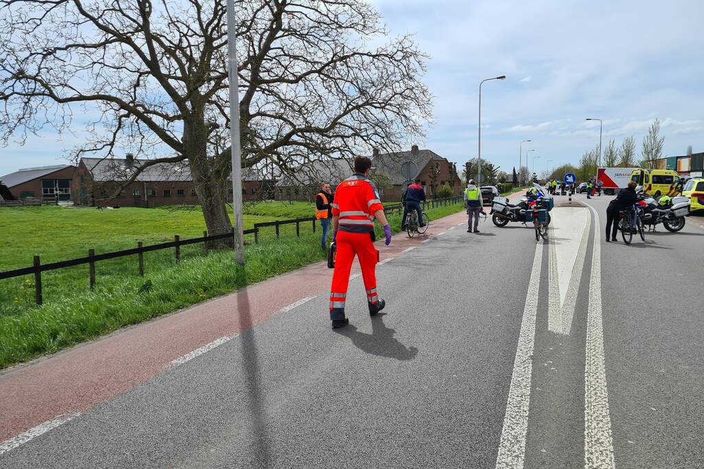 Motorrijdster (44) overleden bij verkeersongeval