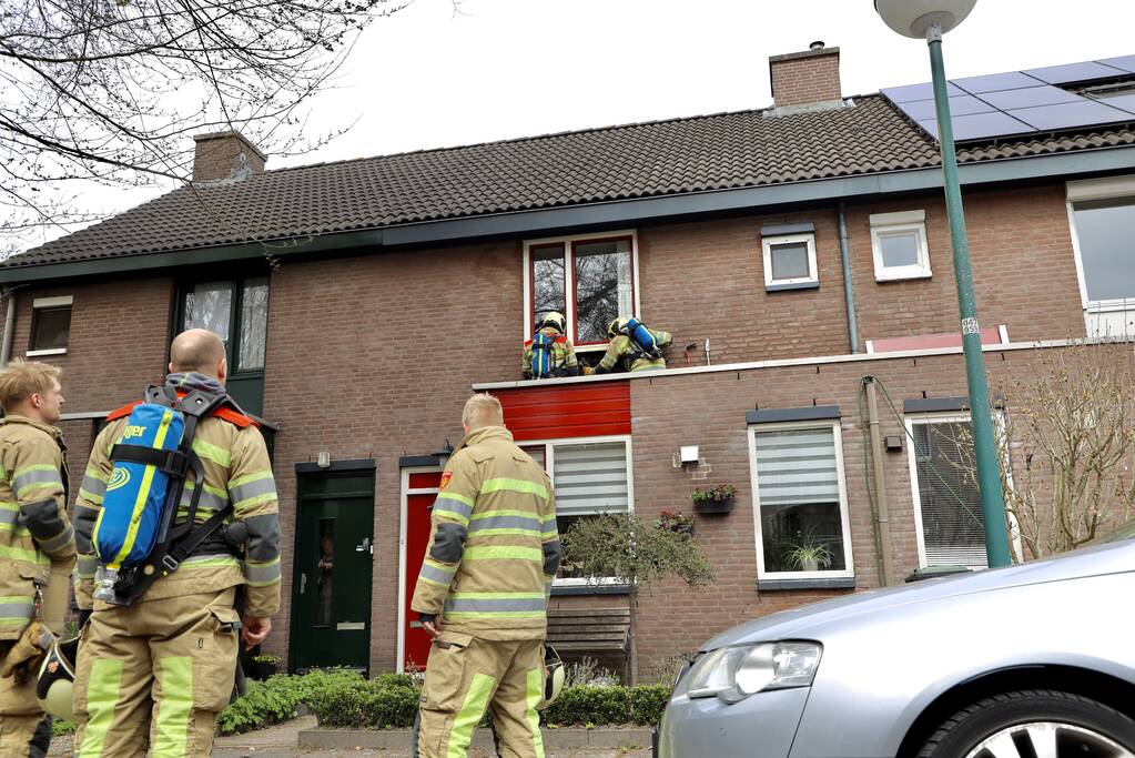 Brand op dak tijdens werkzaamheden