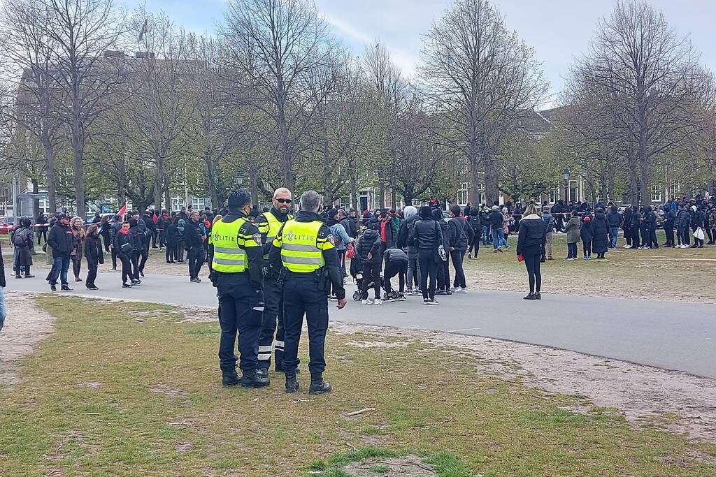 Honderden Molukkers herdenken de Republiek Maluku Selatan