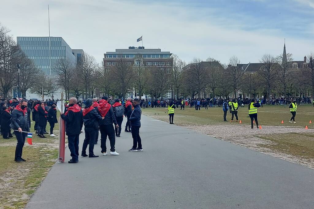 Honderden Molukkers herdenken de Republiek Maluku Selatan