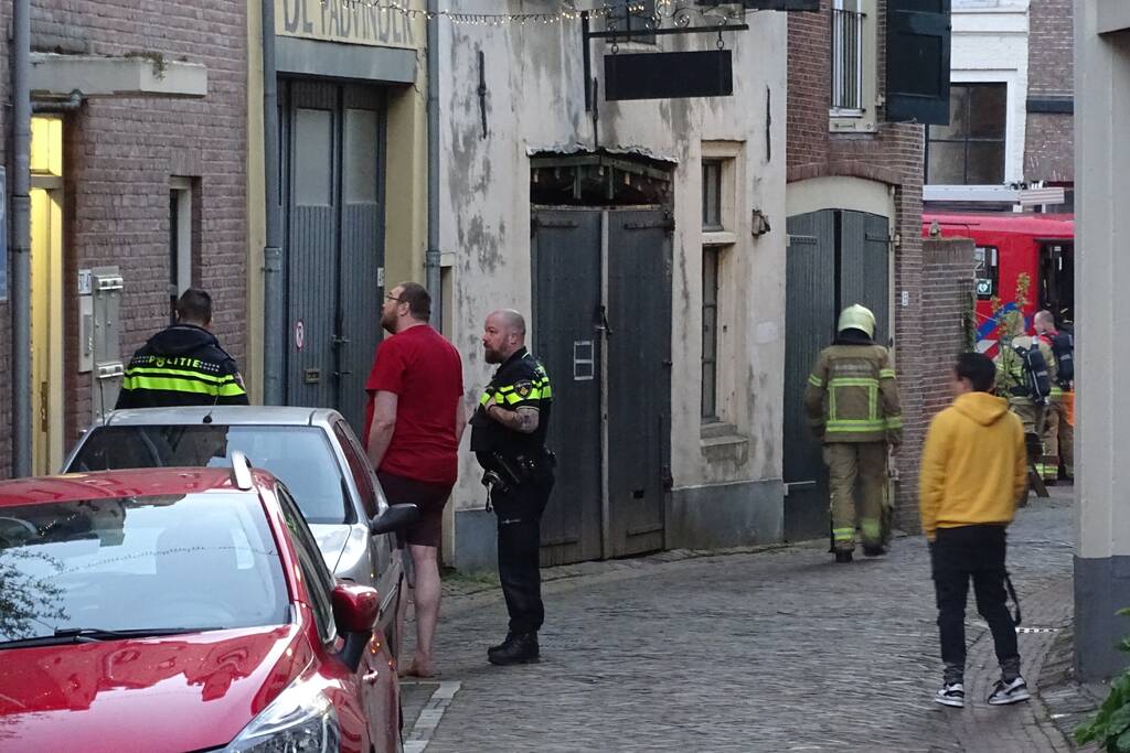 Brandweer doet controle naar vermoedelijke brand
