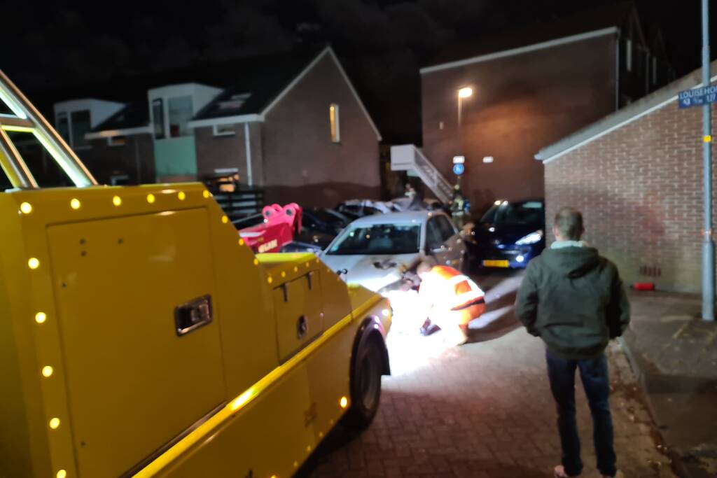 Gewonde bij brand in meerdere voertuigen