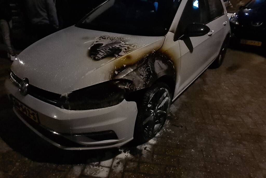 Gewonde bij brand in meerdere voertuigen