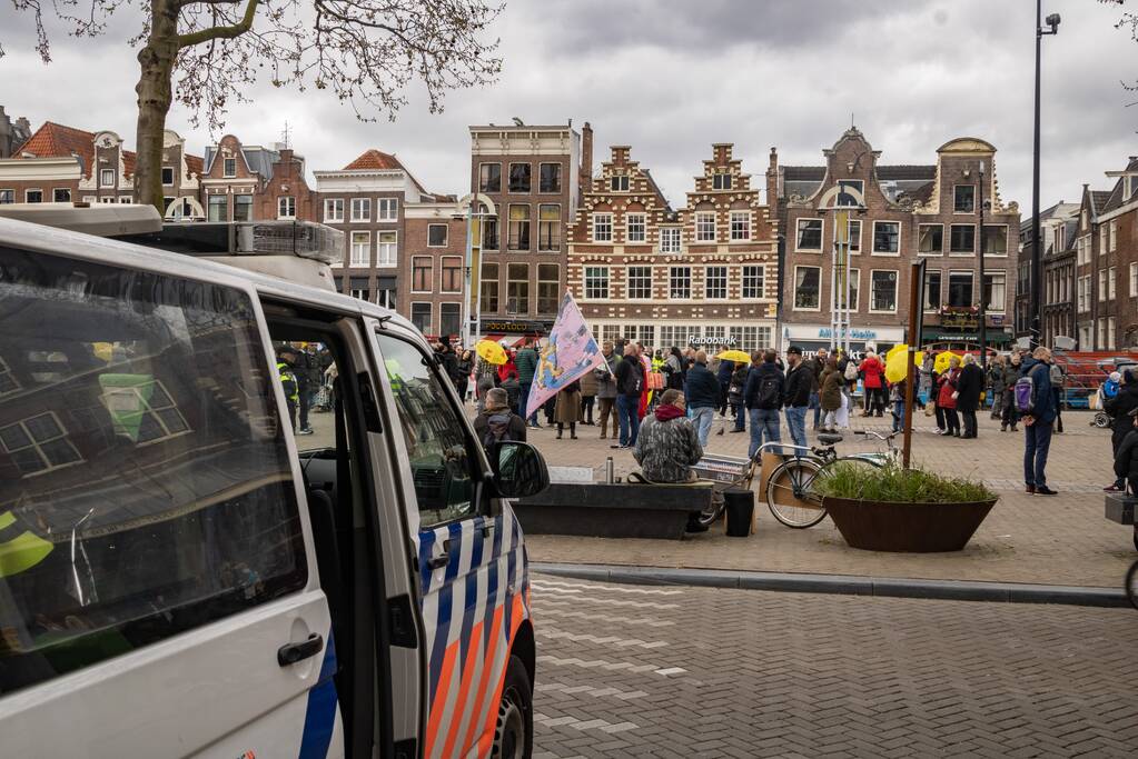 Museumplein gesloten, koffiedrinken verplaatst