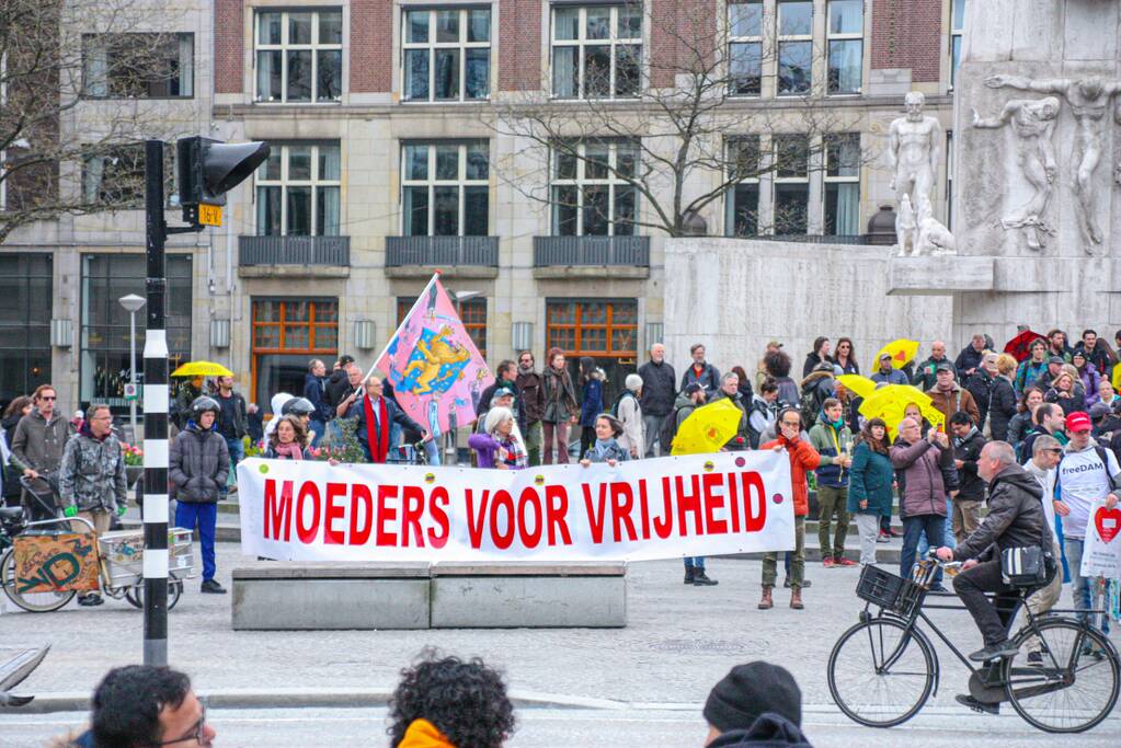 Museumplein gesloten, koffiedrinken verplaatst