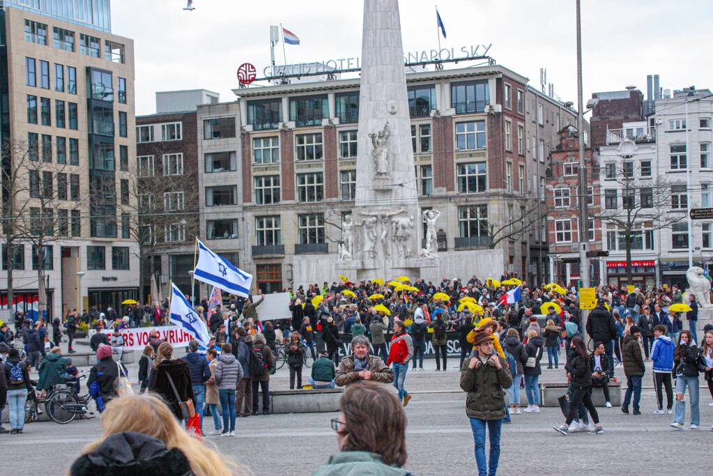 Museumplein gesloten, koffiedrinken verplaatst