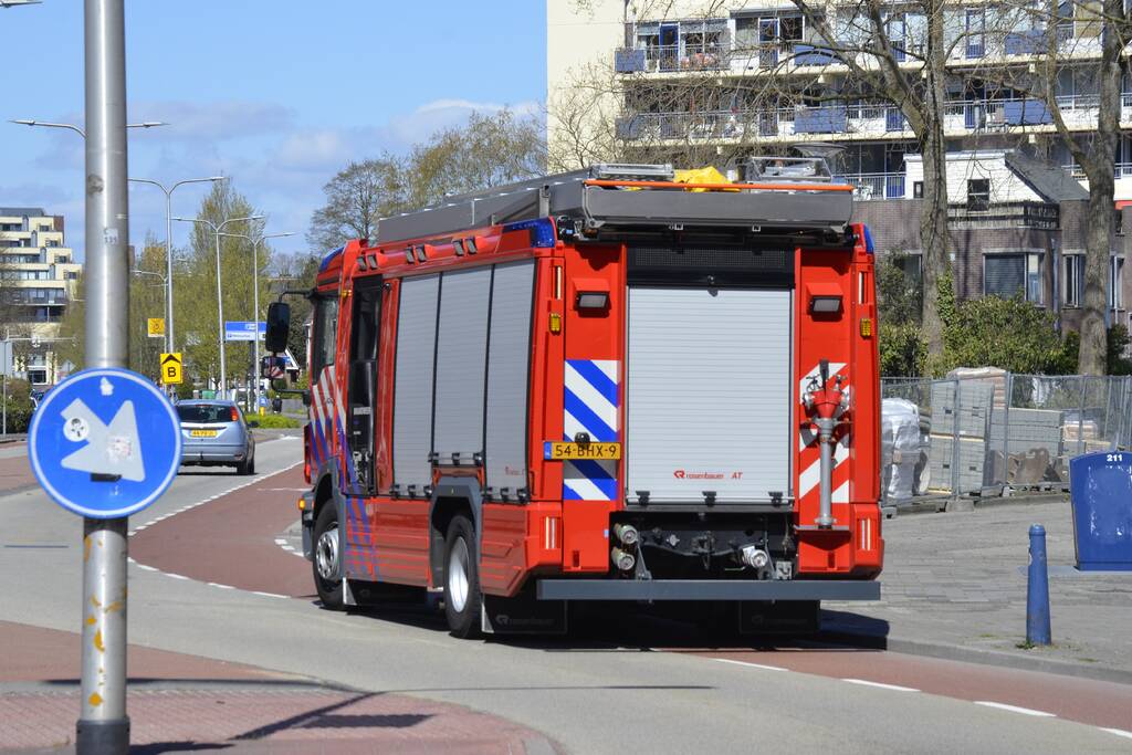 Gaslek bij graafwerkzaamheden in winkelstraat