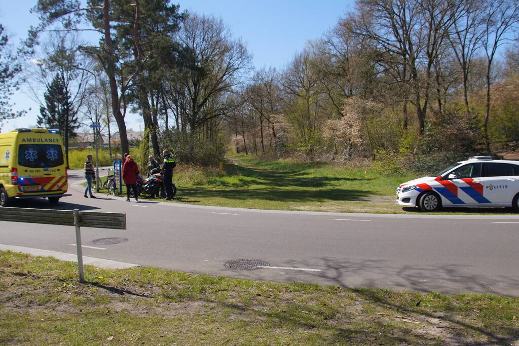 Fietser gewond bij botsing met motor