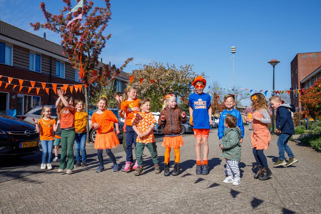 Koningsdag feestelijk gevierd