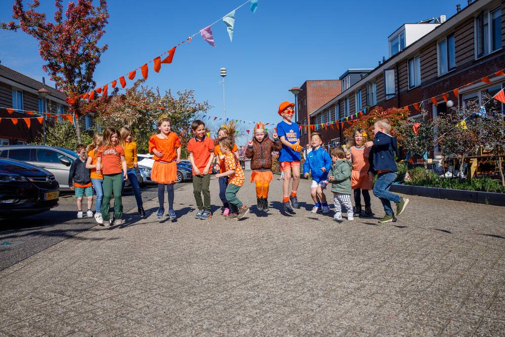 Koningsdag feestelijk gevierd