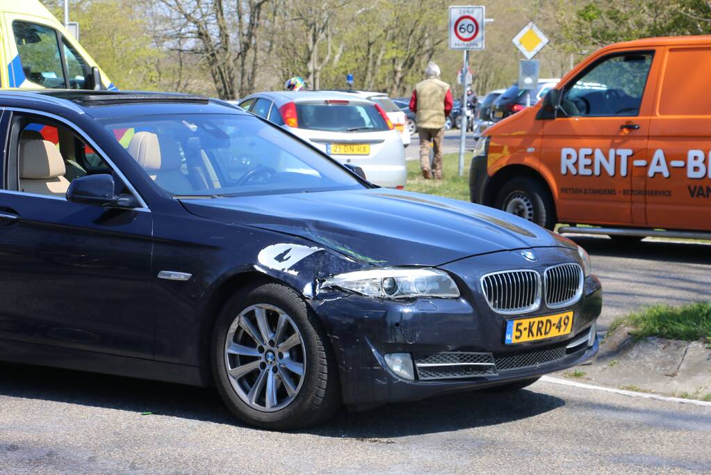 Motorrijder gewond na ongeval met personenauto