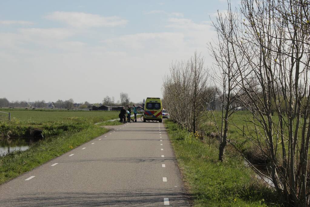 Fietser gewond door aanrijding met scooter