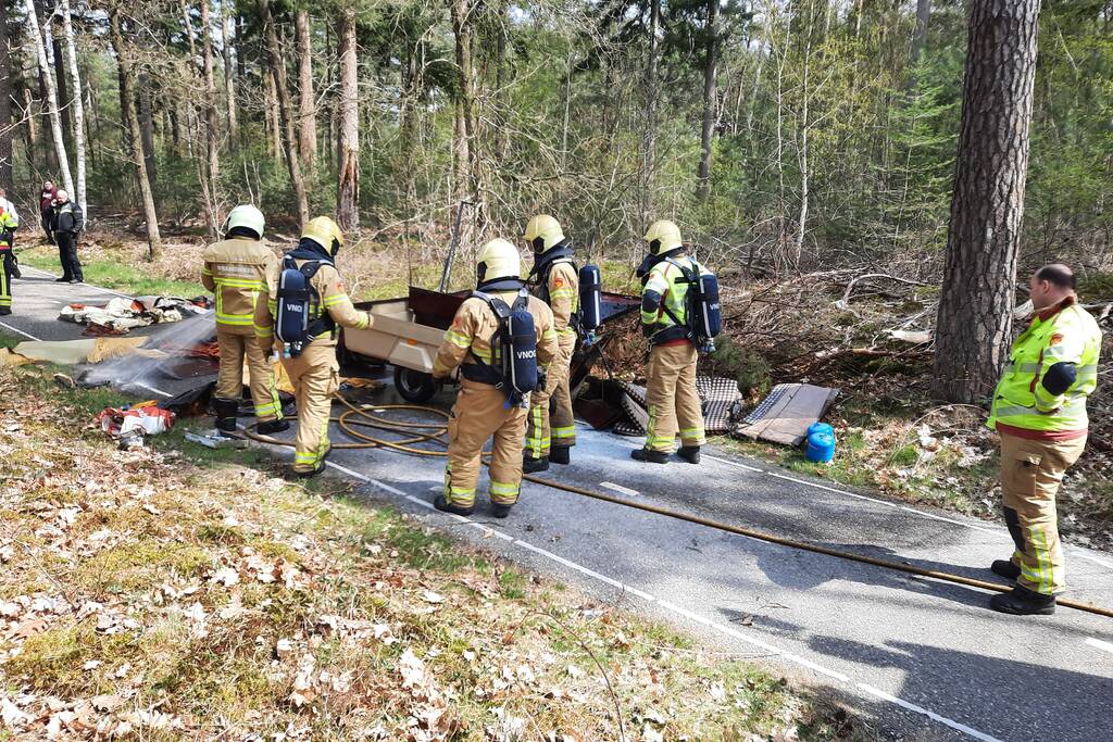 Vouwcaravan verwoest door brand