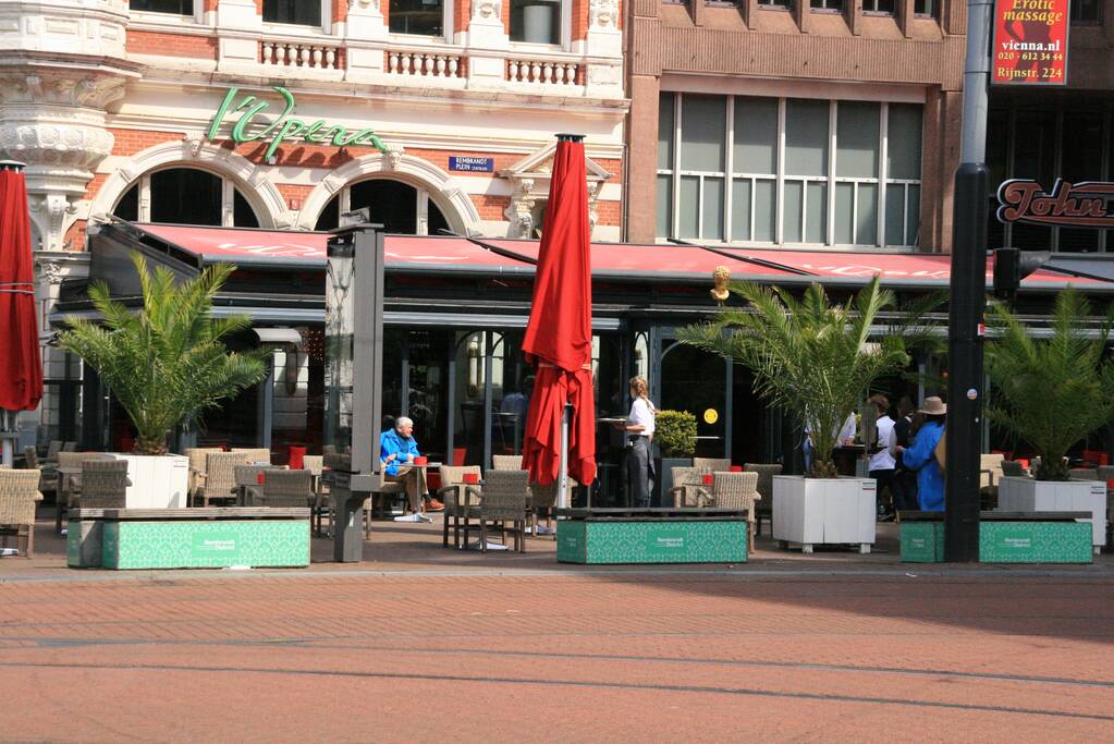 Gezellige drukte bij heropening terrassen