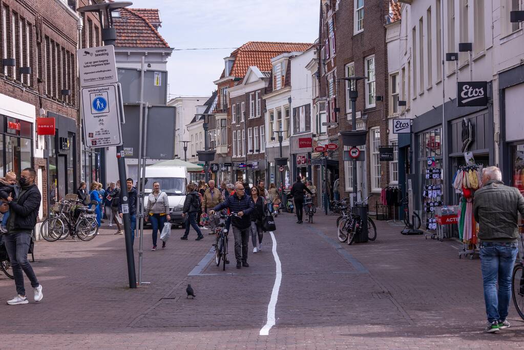 Versoepeling coronamaatregelen: winkels en terrassen open