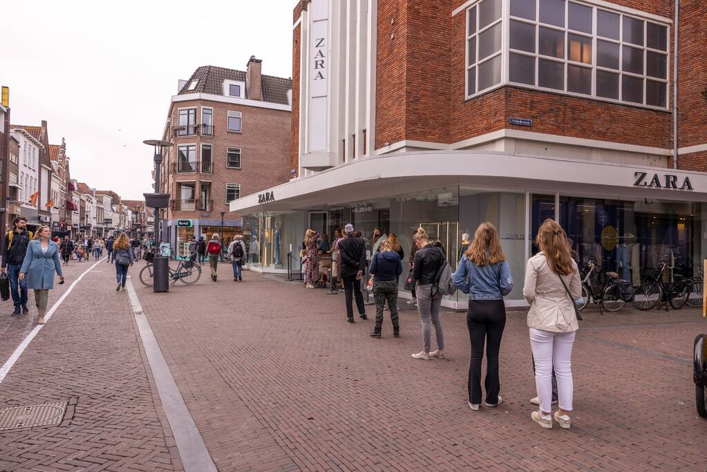 Versoepeling coronamaatregelen: winkels en terrassen open