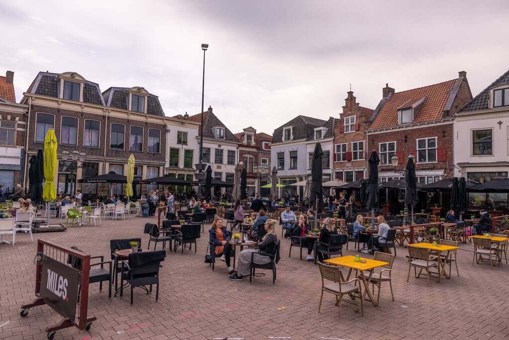 Versoepeling coronamaatregelen: winkels en terrassen open