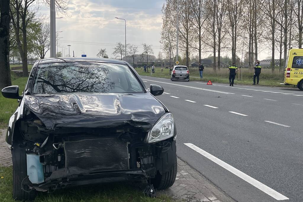 Veel schade bij ongeval Beek en Donk