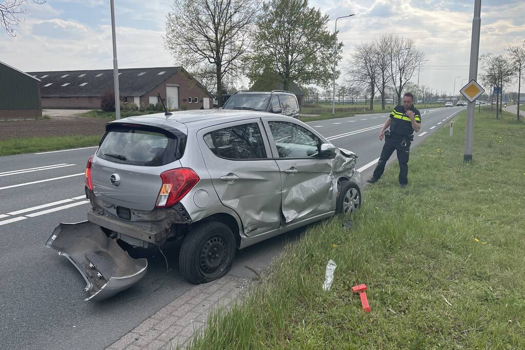Veel schade bij ongeval Beek en Donk