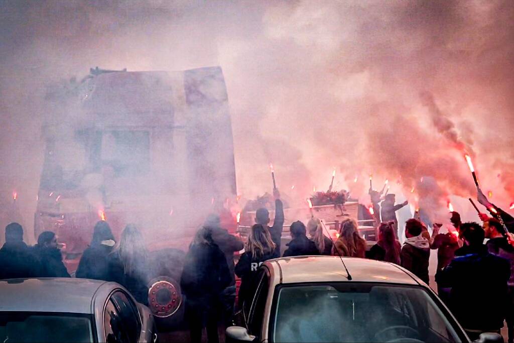 Indrukwekkend eerbetoon voor Jan van den Boomen (33)