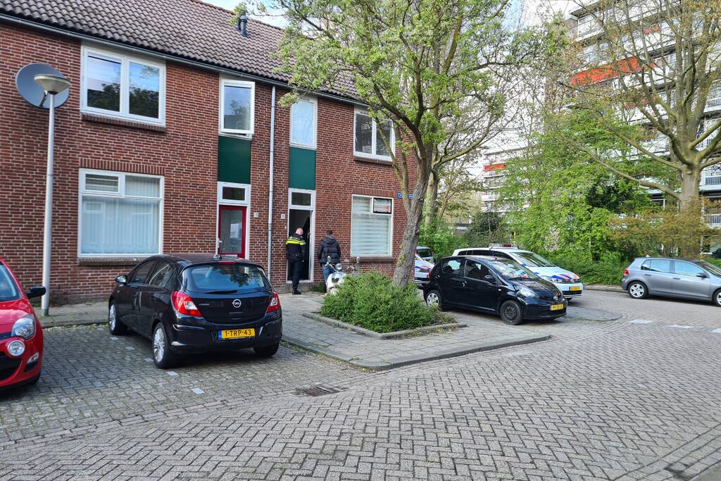Overleden persoon aangetroffen in woning