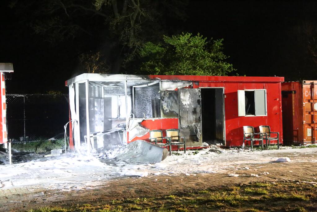 Bouwketen beschadigd door brand