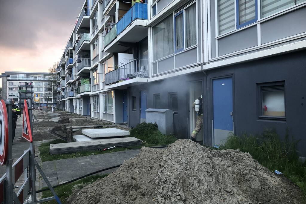 Veel rook bij brand in kelderbox