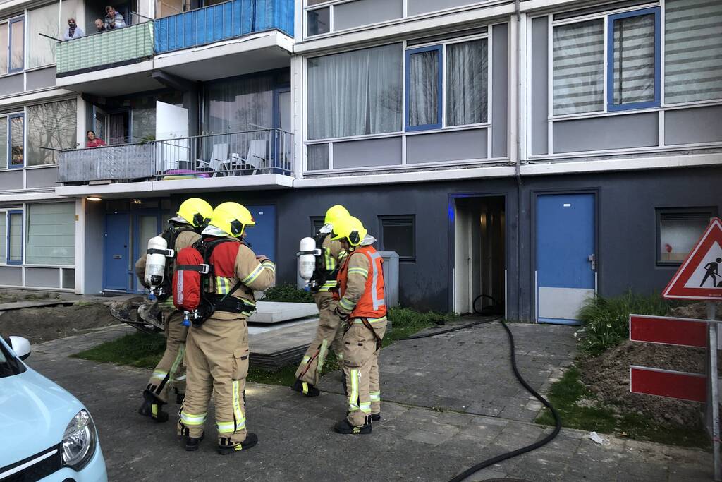 Veel rook bij brand in kelderbox