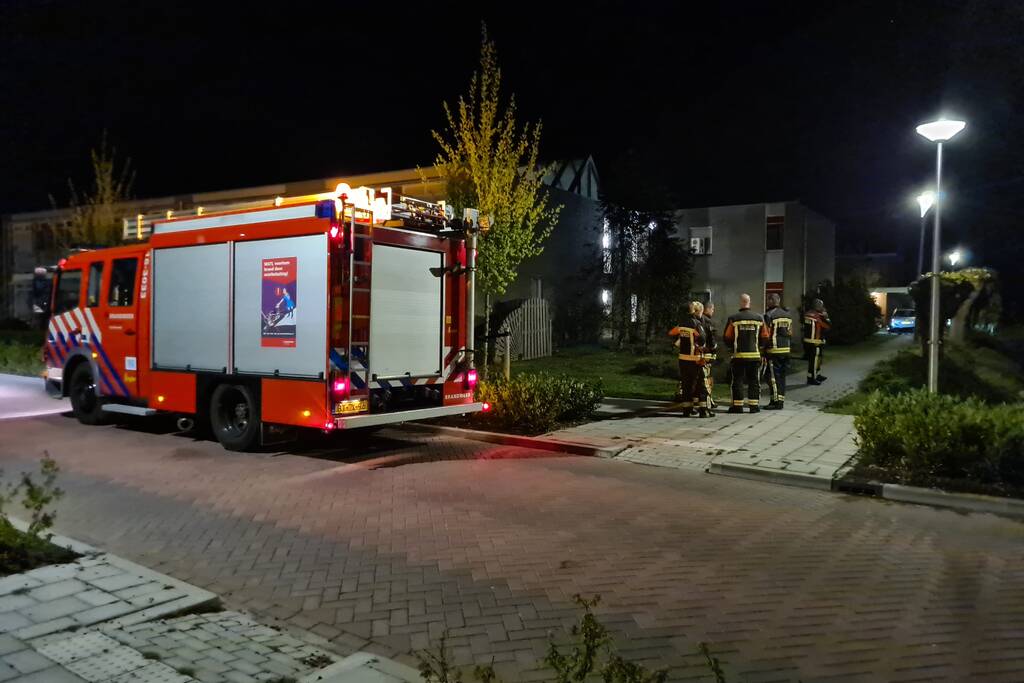 Dame uit water gehaald door brandweer